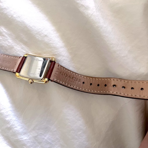 Coach Timeless Leather Watch - Picture 3 of 10